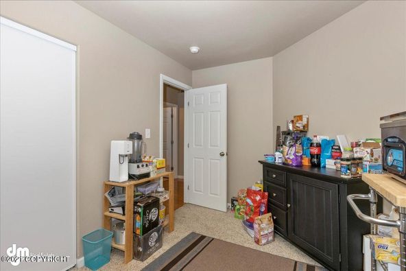 4001 E Ruth Dr, Wasilla, AK 99654
